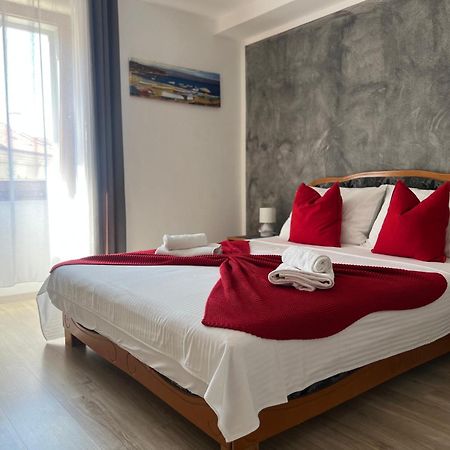 Rooms Valentino Porec Exterior photo
