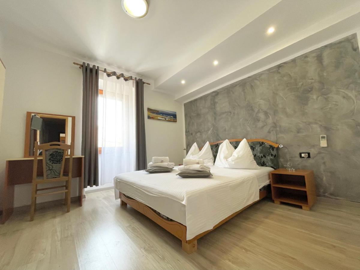Rooms Valentino Porec Exterior photo