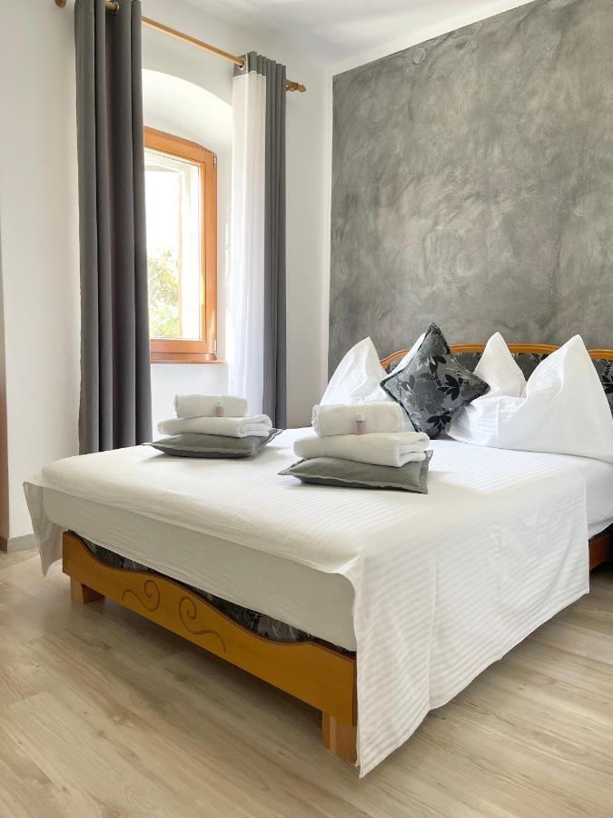 Rooms Valentino Porec Exterior photo