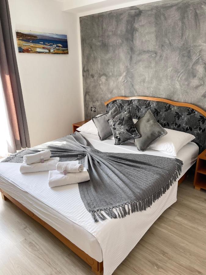 Rooms Valentino Porec Exterior photo