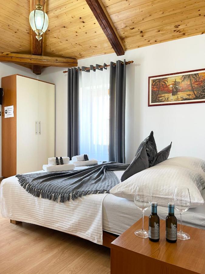 Rooms Valentino Porec Exterior photo