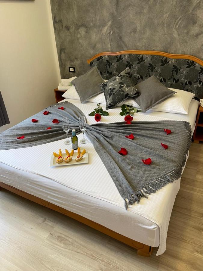 Rooms Valentino Porec Exterior photo