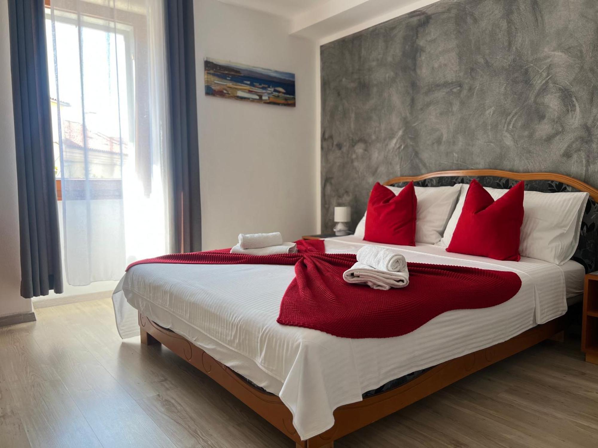 Rooms Valentino Porec Exterior photo