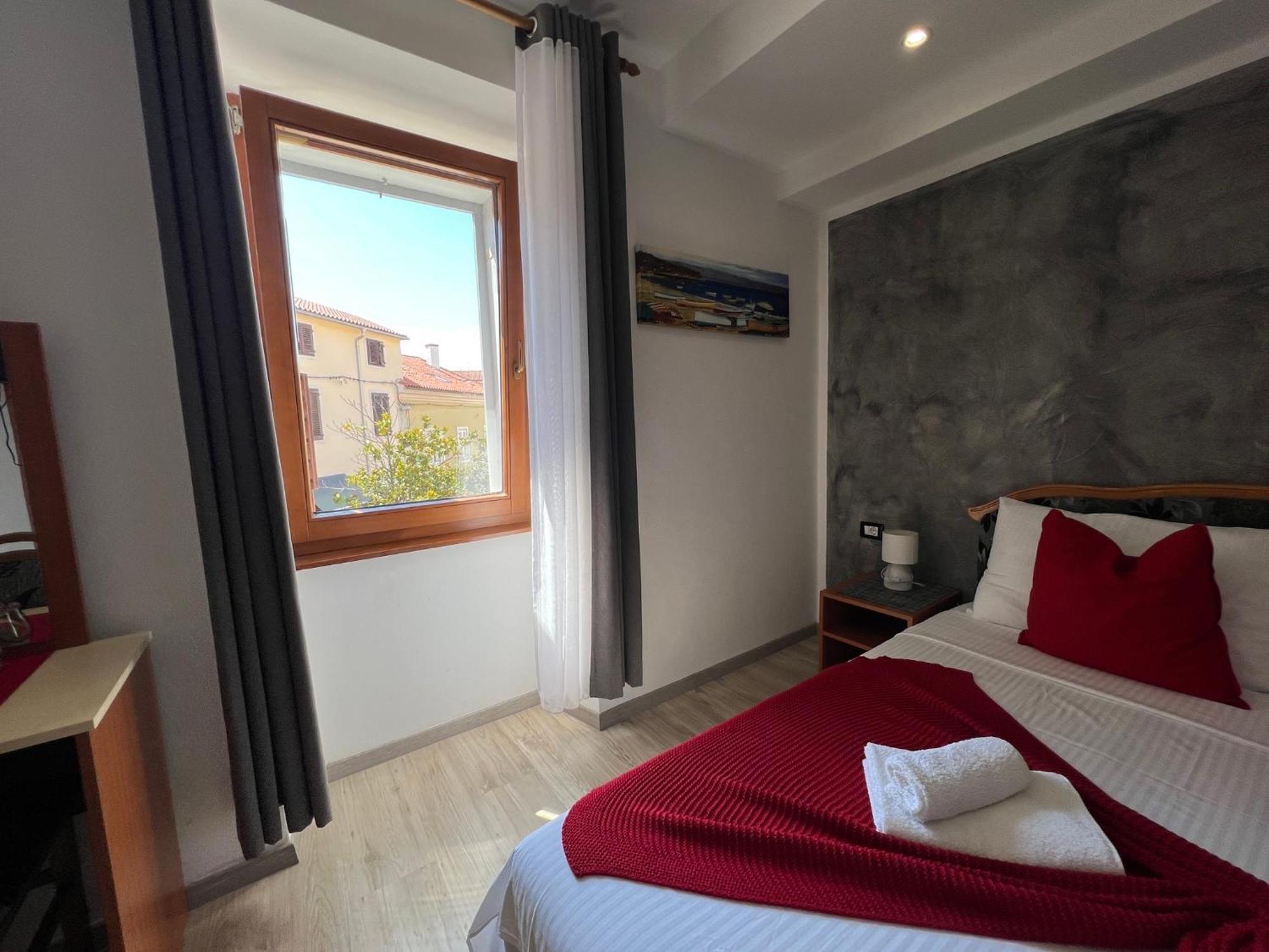 Rooms Valentino Porec Exterior photo